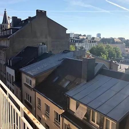 Charming Penthouse In The Center Appartement