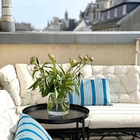 Charming Penthouse In The Center Appartement Luxemburg