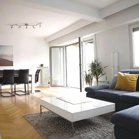 Charming Penthouse In The Center Apartment *