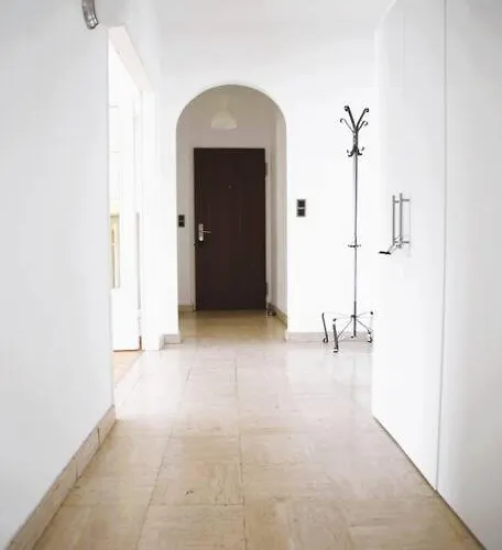 Charming Penthouse In The Center شقة