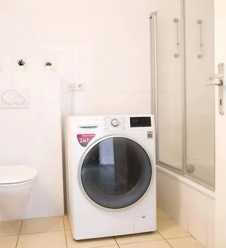 Charming Penthouse In The Center Lägenhet *