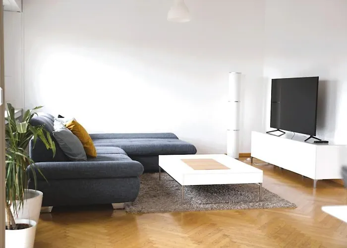 Charming Penthouse In The Center Lägenhet *